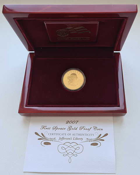 картинка США. 10 Долларов 2007г. Золото 15.55г*0.9999 0.5 oz. Свобода Джефферсона! Пруф! Коробка и Сертификат! от магазина Одежда+ 3