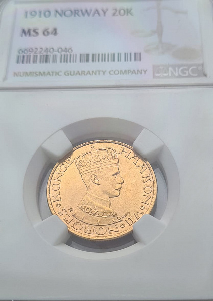 картинка Норвегия. 20 Крон 1910 г. Золото 8.96 г*0.900 0.2593 oz. СЛАБ NGC MS 64! от магазина Одежда+ 3